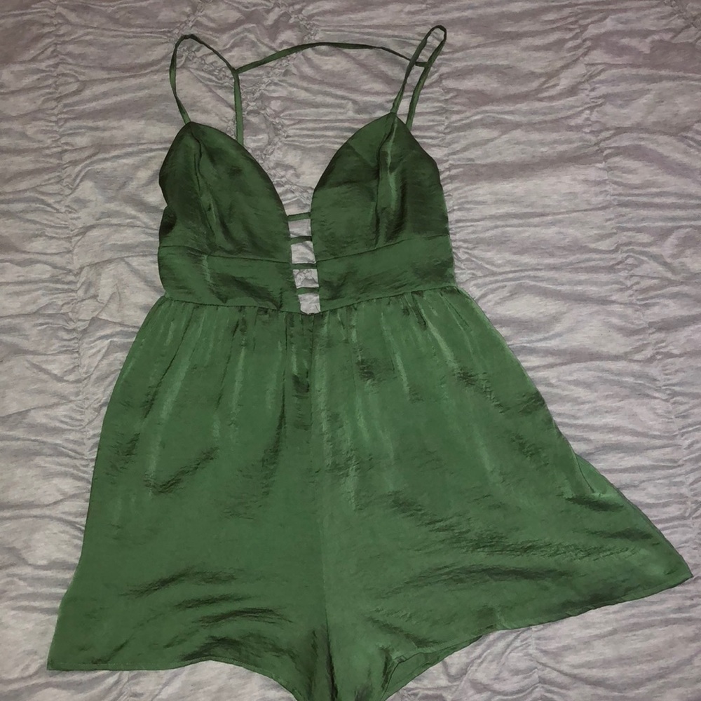 Green romper!